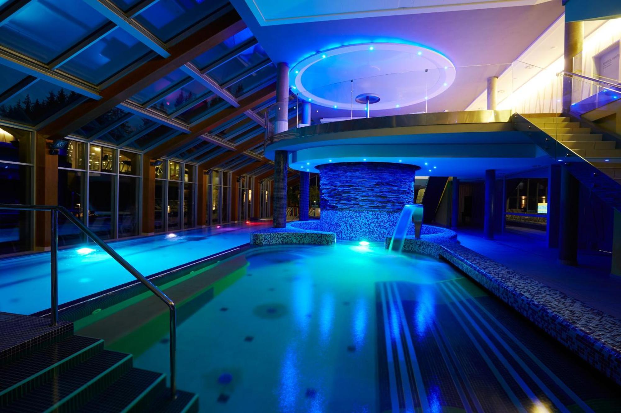 Wellness Hotel Horal, Velké Karlovice Zewnętrze zdjęcie
